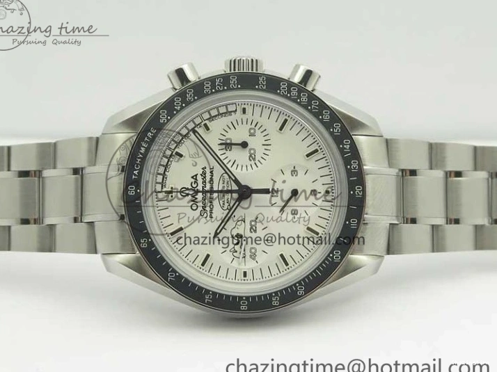 1227 Lightweight Speedmaster SS Snoopy OMF Best Edition White Dial on SS Bracelet Manual Winding Chrono Movement 7992